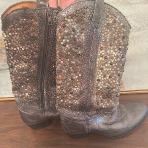 Frye Boots, NWOT, size 9